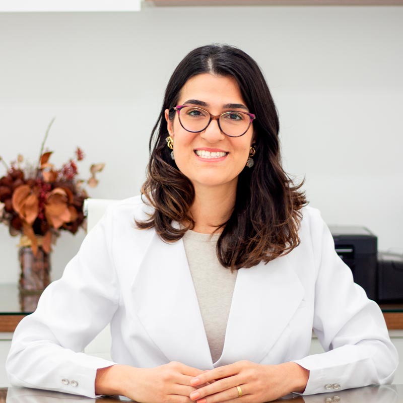 Dra. Nicole Haddad Antunes Reumatologista